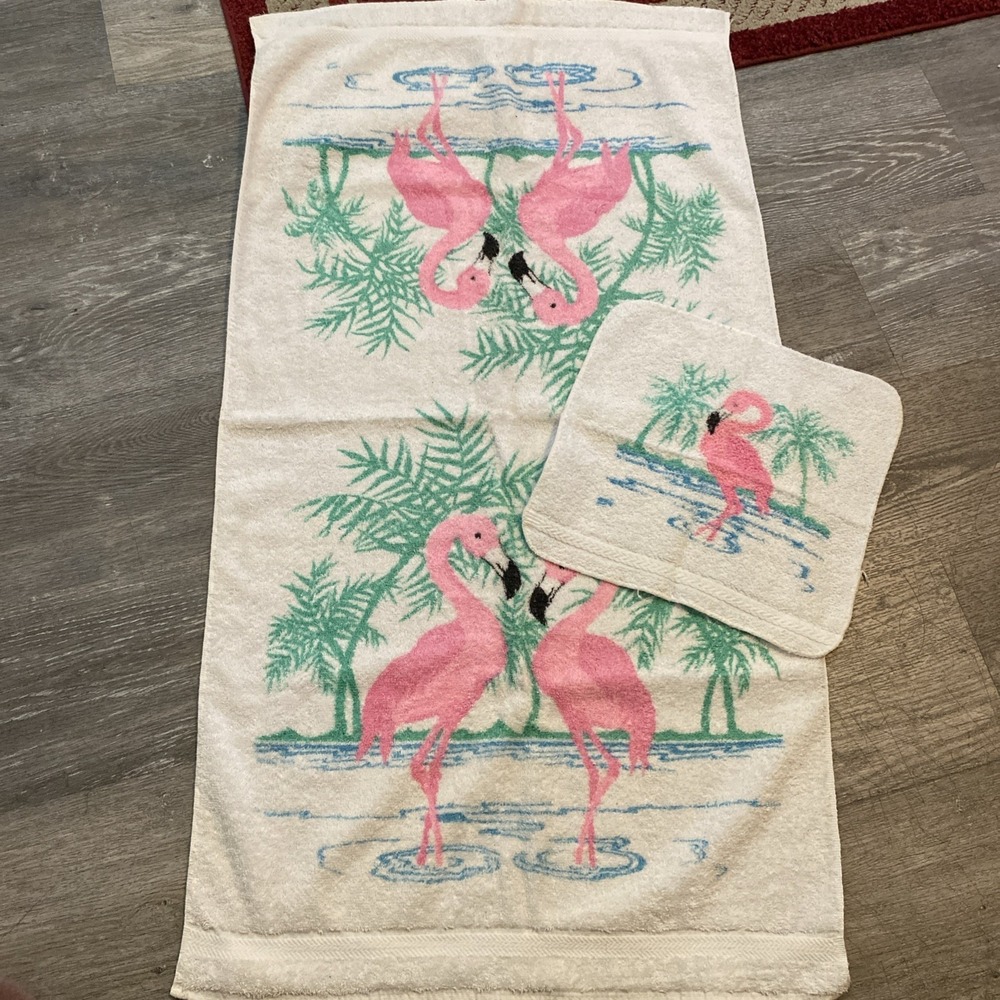 RA BRIGGS VINTAGE 2 PIECE TOWEL SET BATH TOWEL & WASHCLOTH FLAMINGO PRINT
